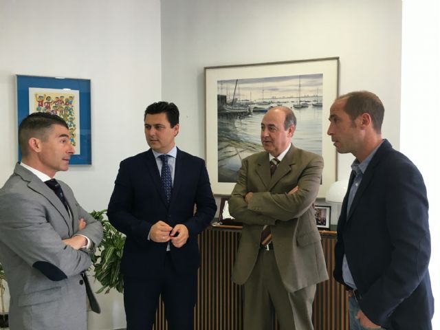 El presidente de la Estación Náutica traslada al alcalde sus inquietudes en materia de turismo náutico y promoción del Mar Menor