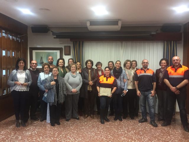 El Servicio de Emergencias Municipal recibió la visita de la asociación 'Damas de Loreto'