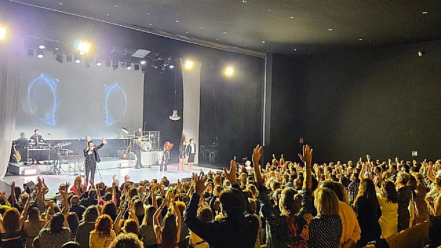 Éxito de Mastodonte en el Teatro de Invierno